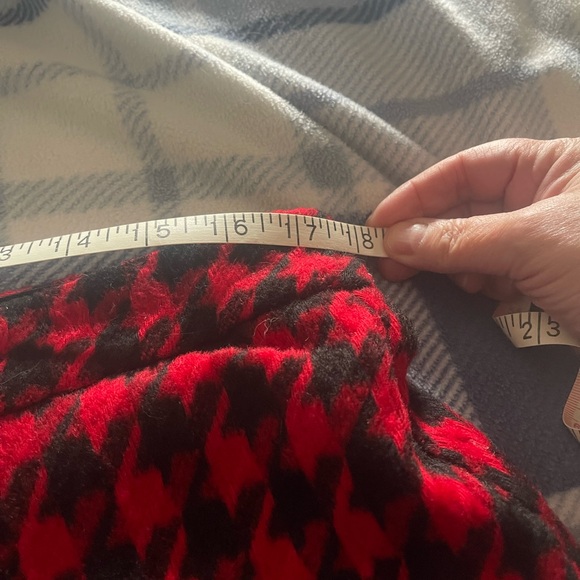 Gorgeous red & black Pink Tartan skirt - Picture 8 of 8